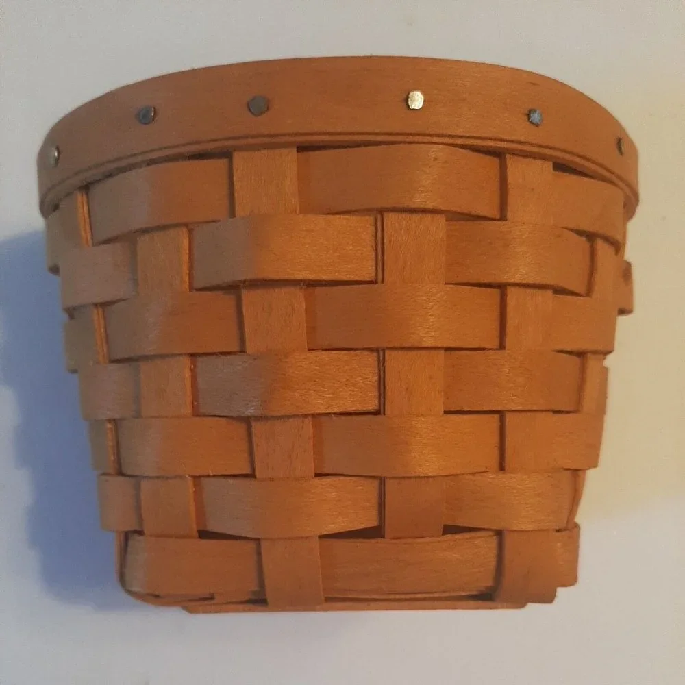 Longaberger Small Wall Pocket Basket 1999? Handwoven 3.5 Inches tall